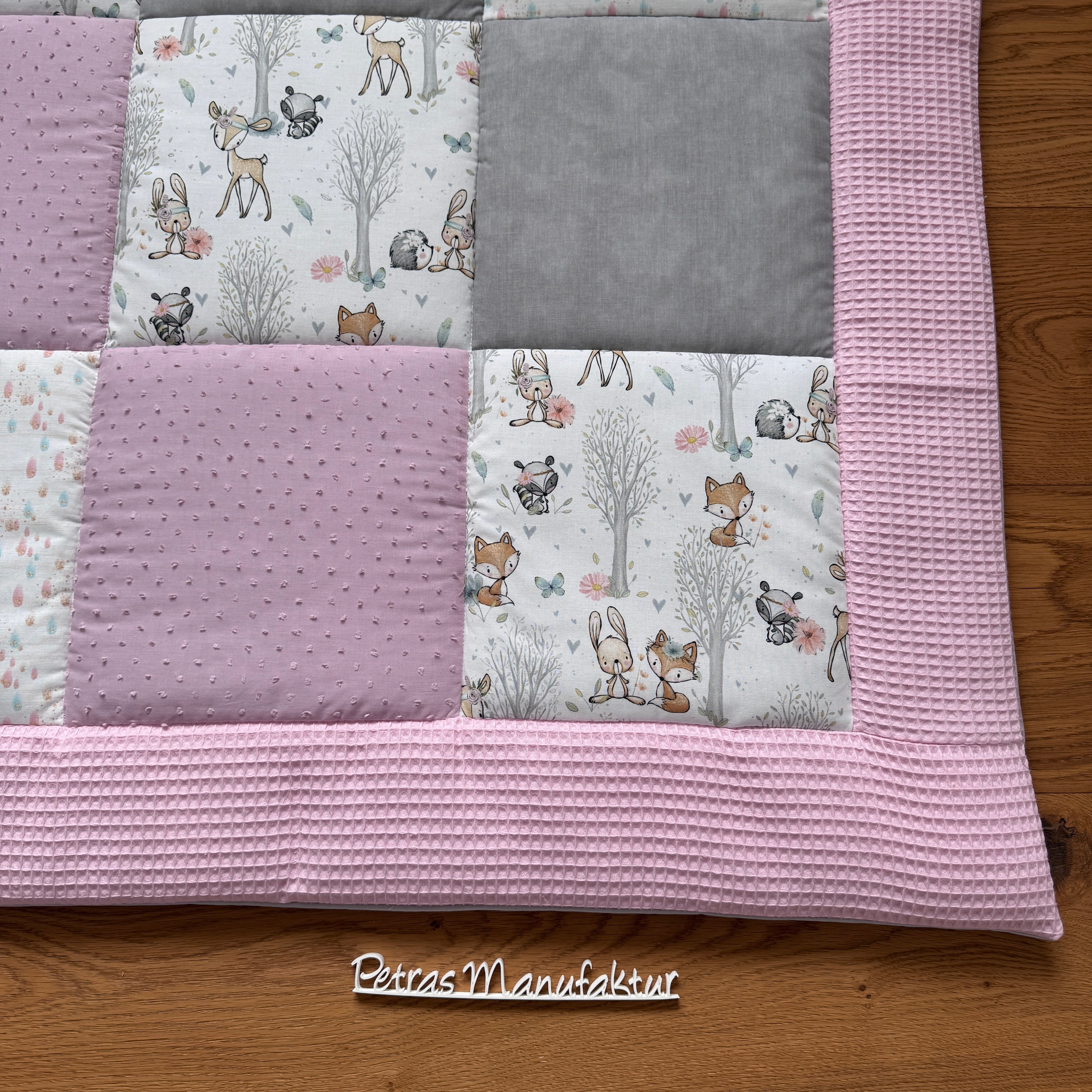 Krabbeldecke "Waldtiere pastell“ mit rosa